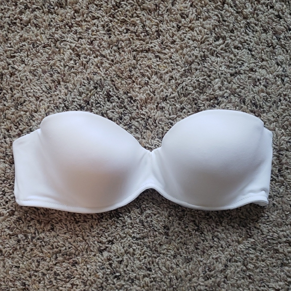 Barely There White Strapless Bra With Removable Straps 34 C